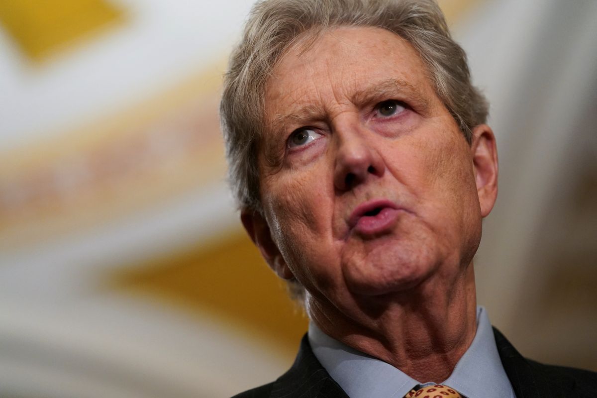 'You will see the stock market crash': MAGA senator puts Trump on notice