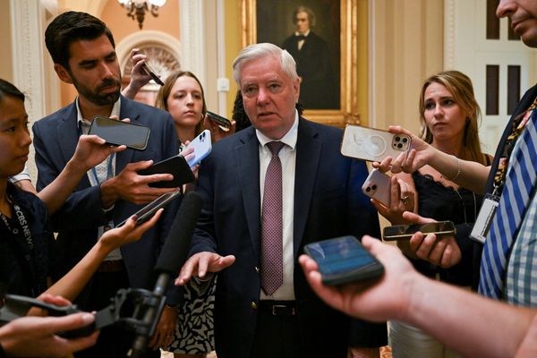 White House rips into Lindsey Graham for pushing bill that 'micromanages' Trump
