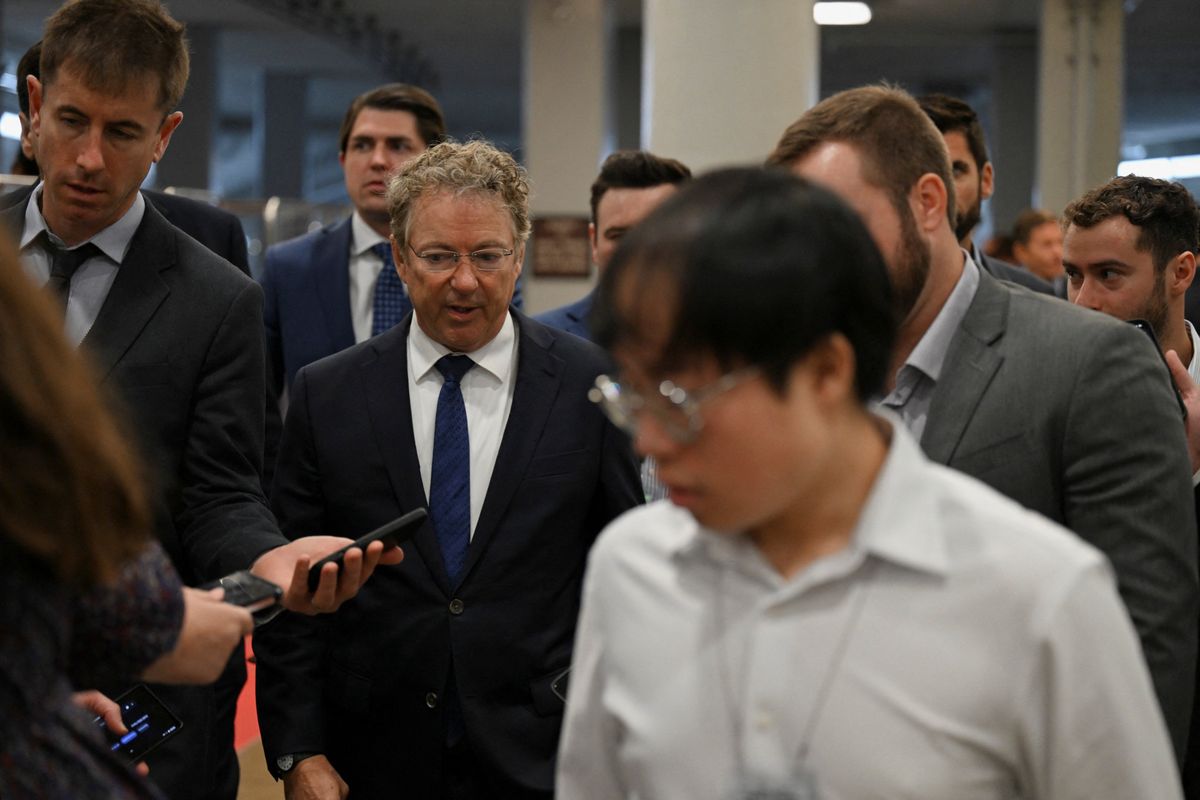 Picnicgate: Trump reinvites Rand Paul to party after fury over 'petty' snub