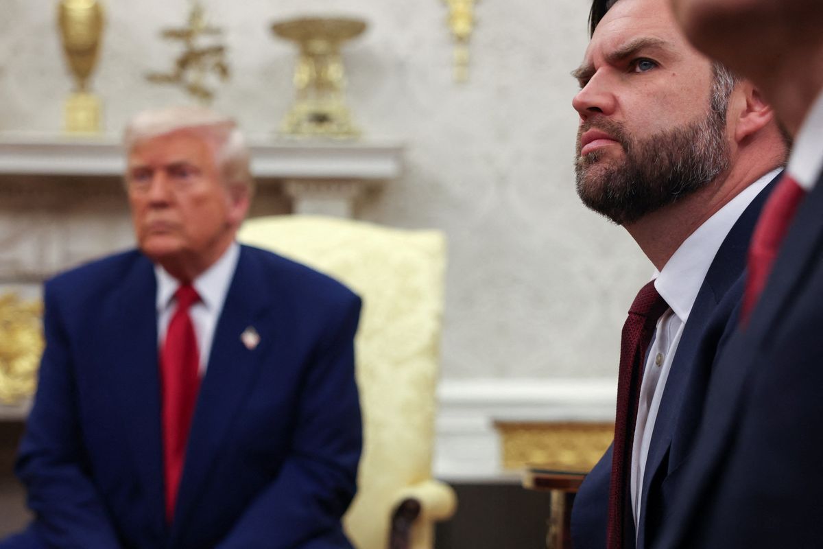 Trump is growing increasingly paranoid — and it's bad news for Vance: biographer