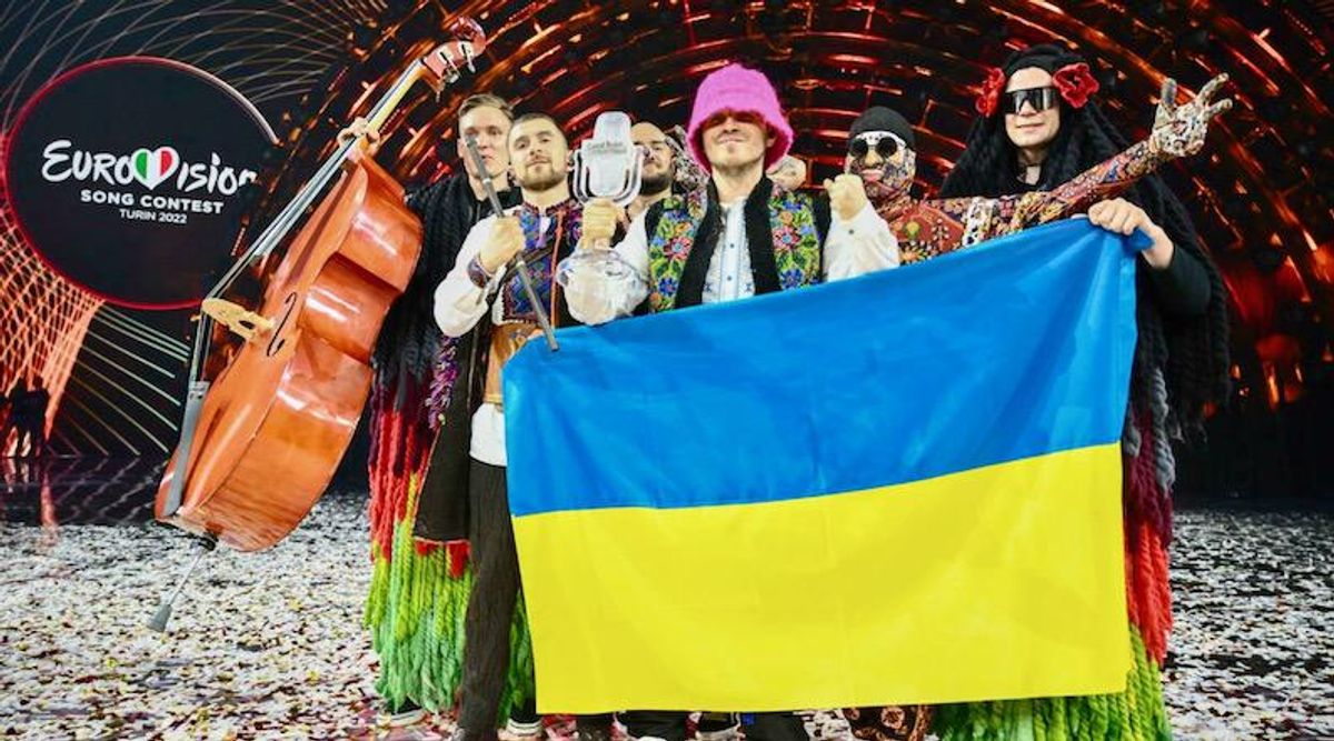 Ukraine's Eurovision winners auction trophy for army