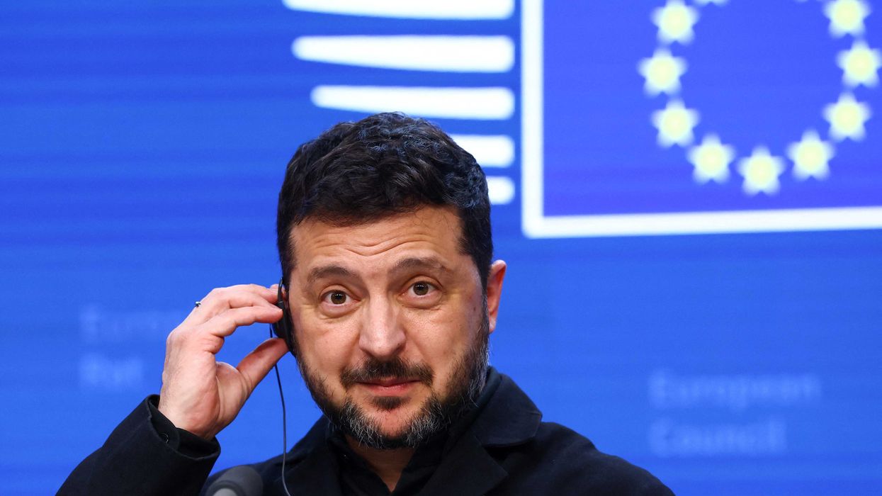 Trump ridiculed with laughter at big EU summit as Zelenskyy smirks over midterm question