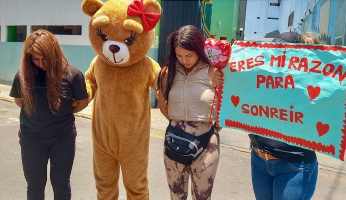 Giant teddy bear nabs Peru drug dealers in Valentine raid