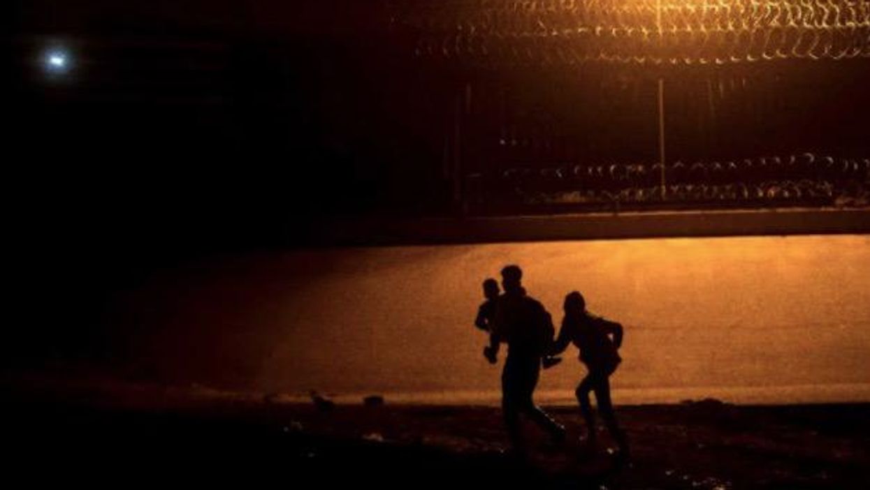 On US-Mexico border, a revolving door for many migrants