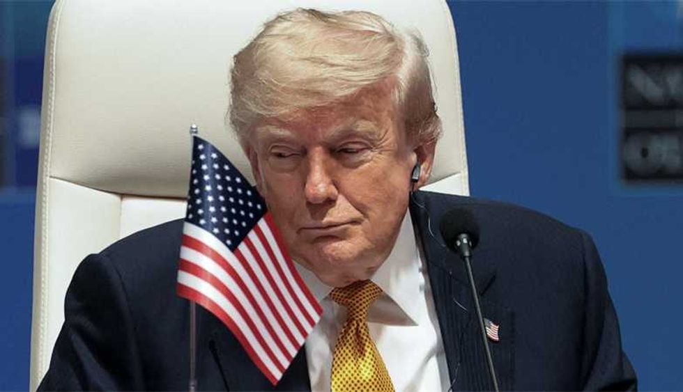 Critics astounded as Trump injects 'absolute total chaos' into midterms: 'Here we go'