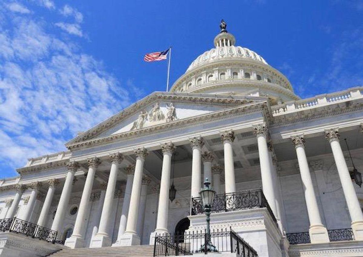U.S. lawmakers vote on stopgap bill to avert government shutdown