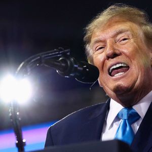 Judge floats sanctions for DOJ lawyers after Trump's 'lunatic' post: 'I'm ordering you'