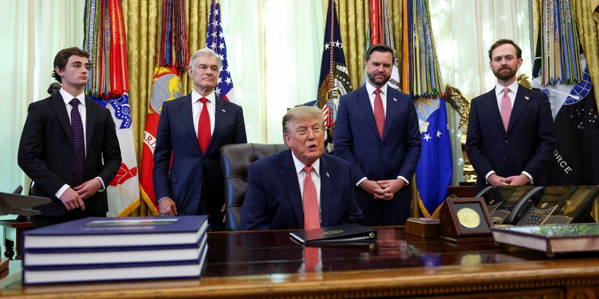 Photo: Raw Story Us president donald trump speaks flanked by administrator for the centers for medicare and medicaid services dr mehmet oz cha