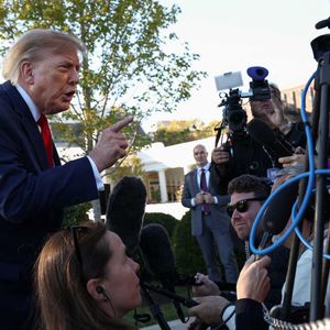 ‘You’re a dummy!’ Trump unloads on CNN’s Kaitlan Collins in heated confrontation