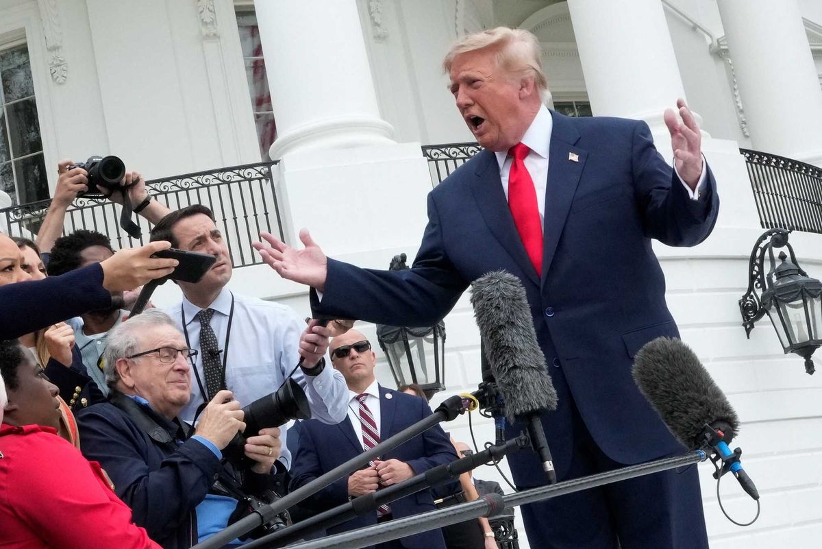 Trump torched as 'traitor to the free world' for demanding US ally 'get a new president'
