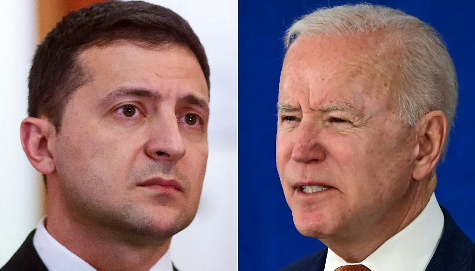 Biden tells Ukraine leader US will 'respond decisively' if Russia invades