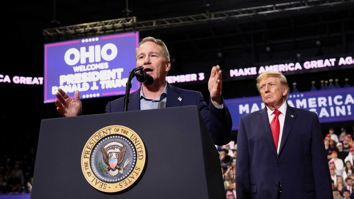 Trump buried in mockery for ogling male senator's rear end: 'Nothing unusual about this'