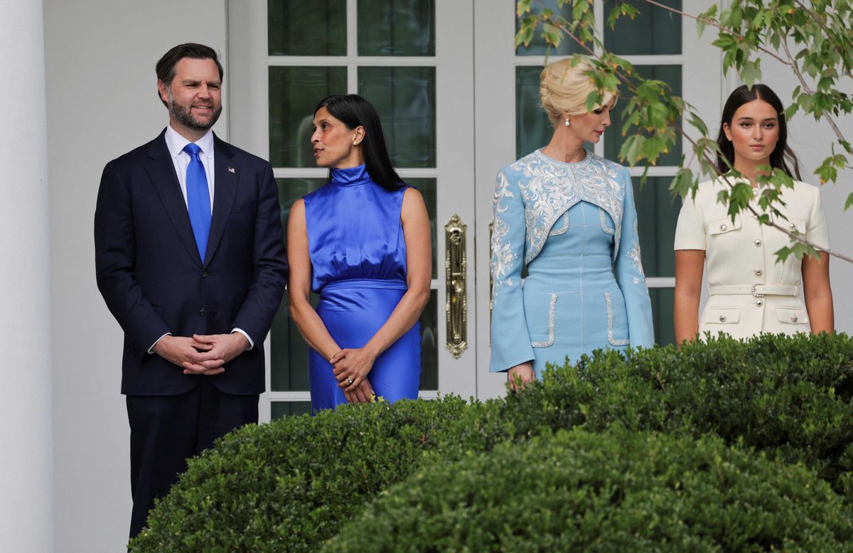 Experts 'mortified' as Ivanka outranks Rubio at Trump state event with China's Xi