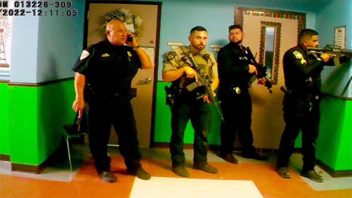 uvalde police inaction