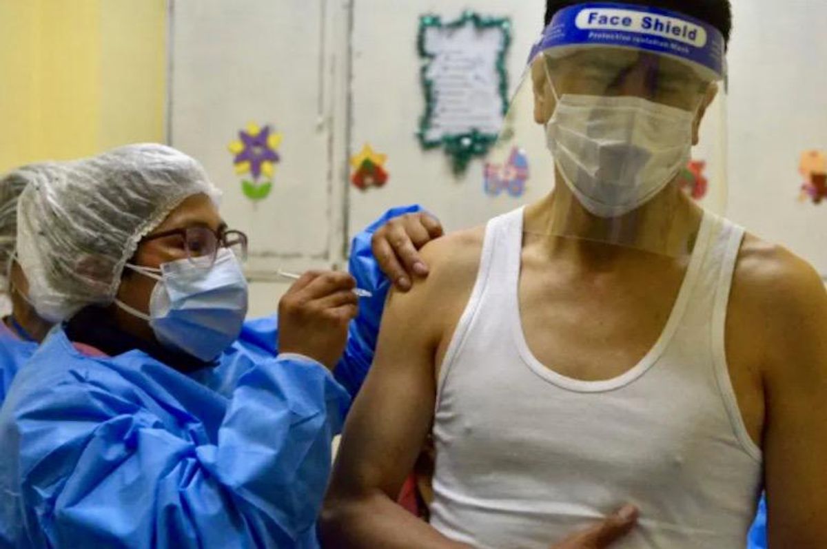 Mysterious ailment, mysterious relief: Vaccines help some Covid long haulers