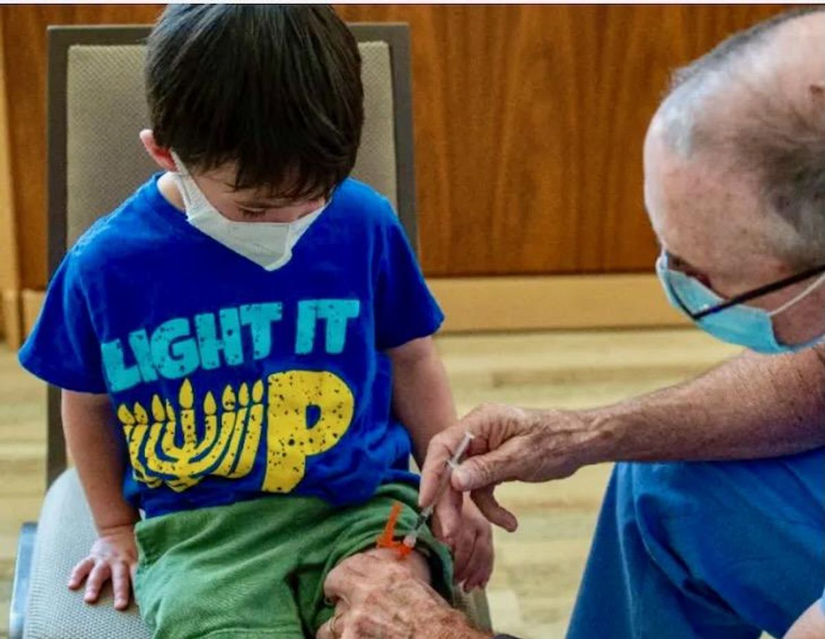 Facebook bans major US anti-vaccine group