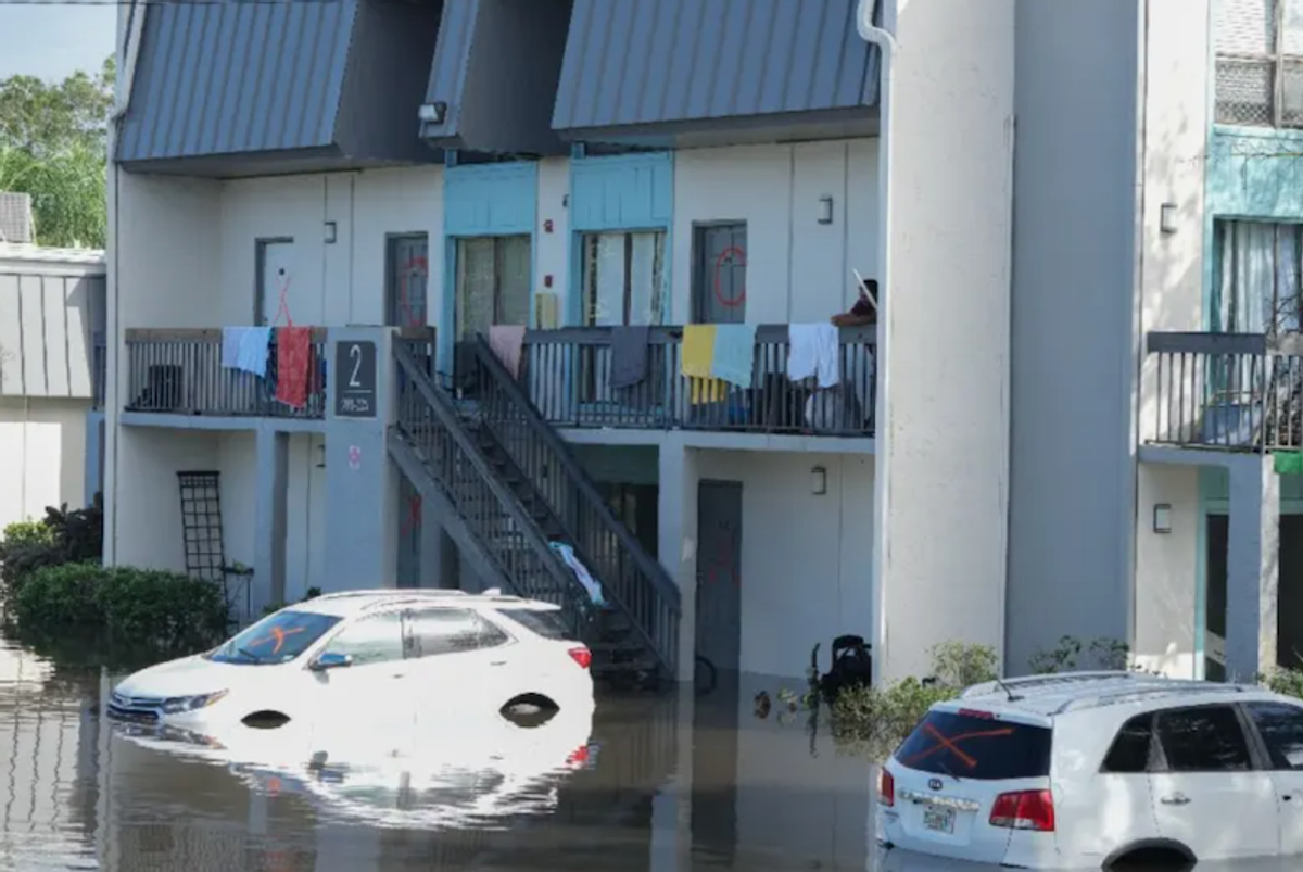 Losing everything: hurricane hits retirement complex in Florida
