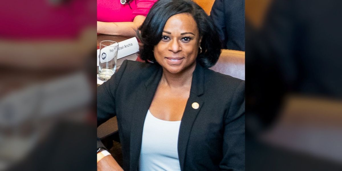 Texas GOP locks Dem in House chamber after she refuses police 'escort'