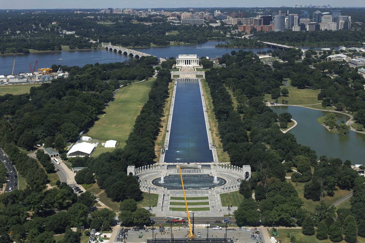 Trump's claim fizzles as Park Service won't back  Reflecting Pool 'gash' in court