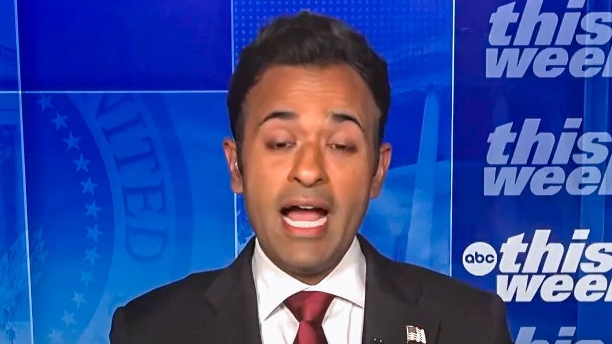 Vivek Ramaswamy slams Haley and DeSantis: 'We've got two' Dick Cheneys 'in 3-inch heels'