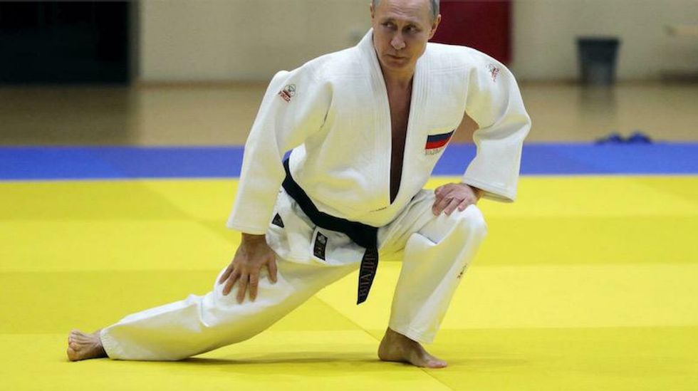 World Taekwondo revokes Putin's honorary black belt over Ukraine