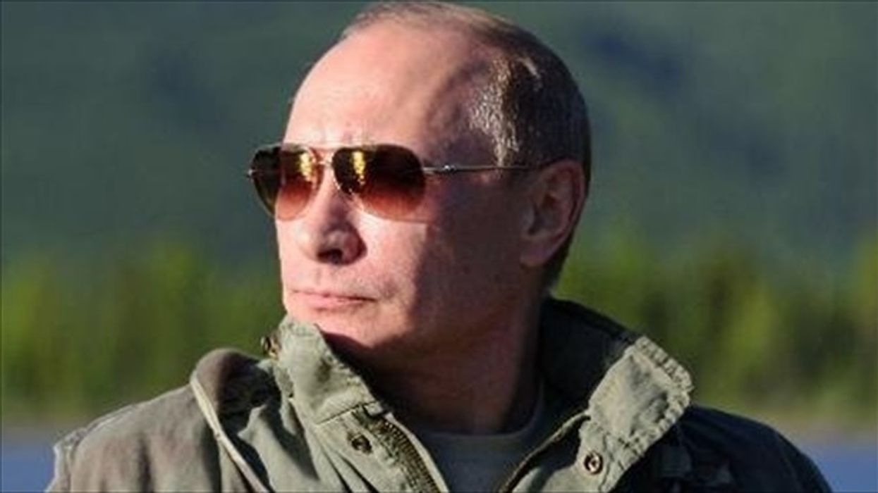 ‘Do we want to live in a world where Vladimir Putin calls the shots?’ Patriots say no -- but rightwingers say maybe