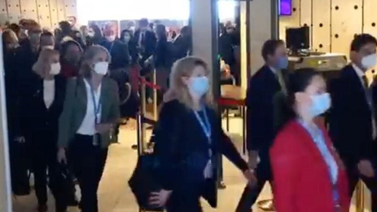 Russia humiliated as diplomats walk out of UN speech trying to rationalize Putin's Ukraine invasion: report