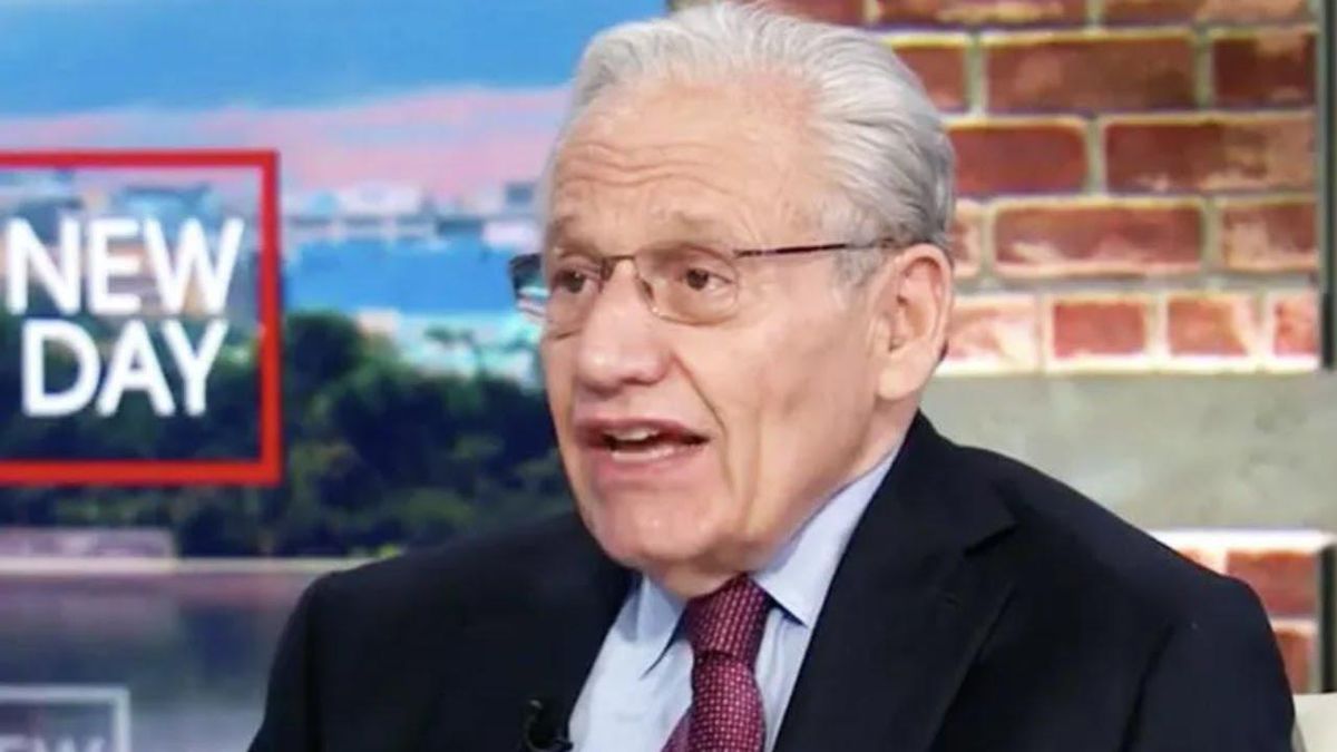 WATCH: Bob Woodward claims to have evidence of a Trump conspiracy in CNN interview