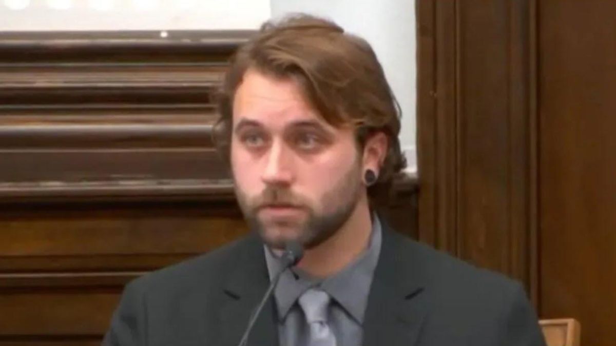 WATCH: Shooting survivor says Kyle Rittenhouse re-racked his rifle after he put his hands up