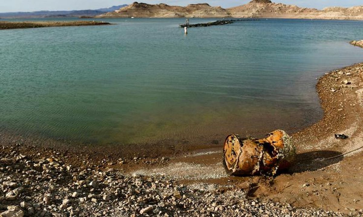 Giant New Mexico fire rages as drought-hit US West braces for summer