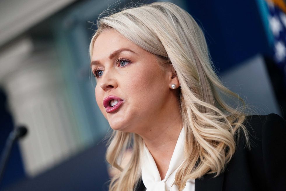 Karoline Leavitt melts down at 'fake news' asking if Trump believes America backs Iran war