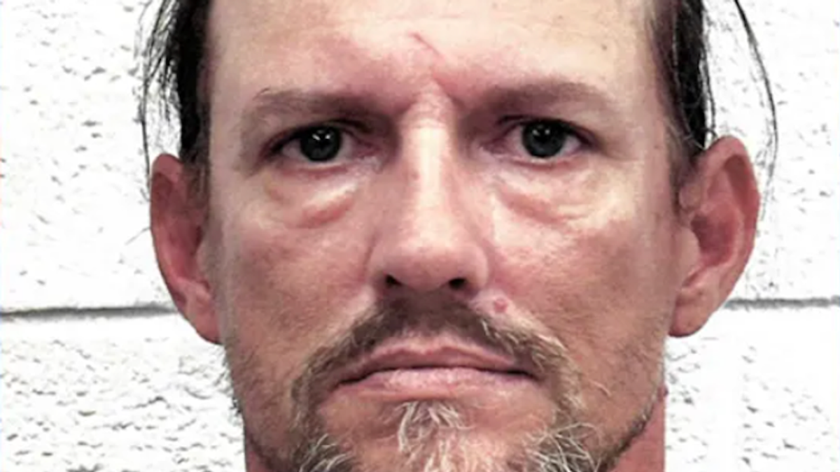 Man charged with gun threats made against North Carolina FEMA workers