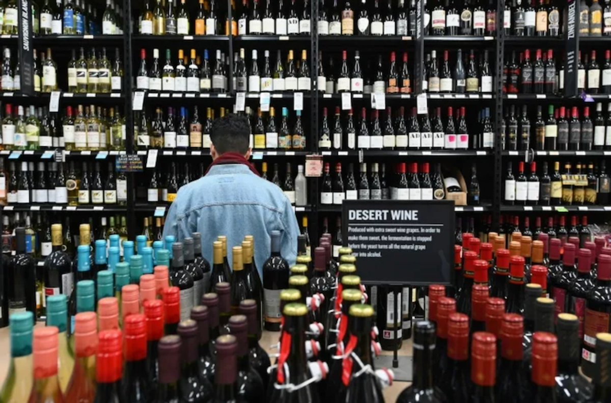U.S. wine merchants urge exclusions from blanket tariffs