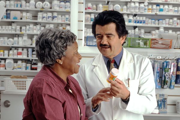 What you need to know about the drug price fight in those TV ads