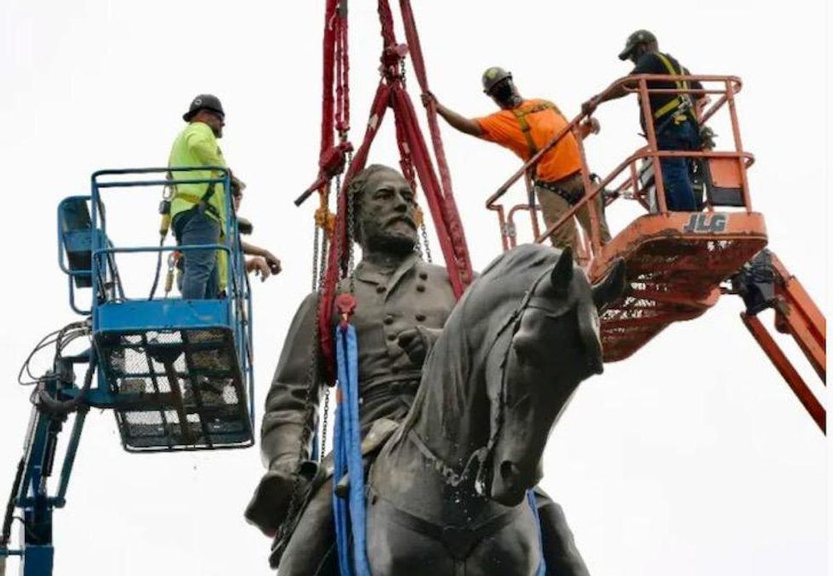 Black students suing Shenandoah school board for restoring Confederate names