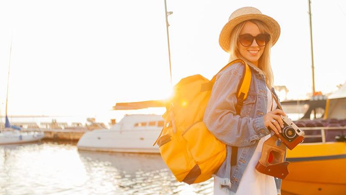yacht traveler on the dock