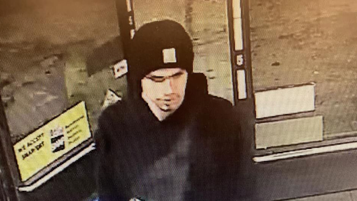 Gunman kills three in 'random' Yakima convenience store slayings