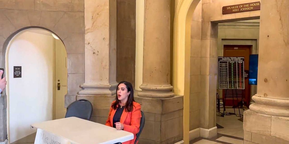 Mike Johnson aide blasts TV to drown out Dem's Epstein protest in front of office