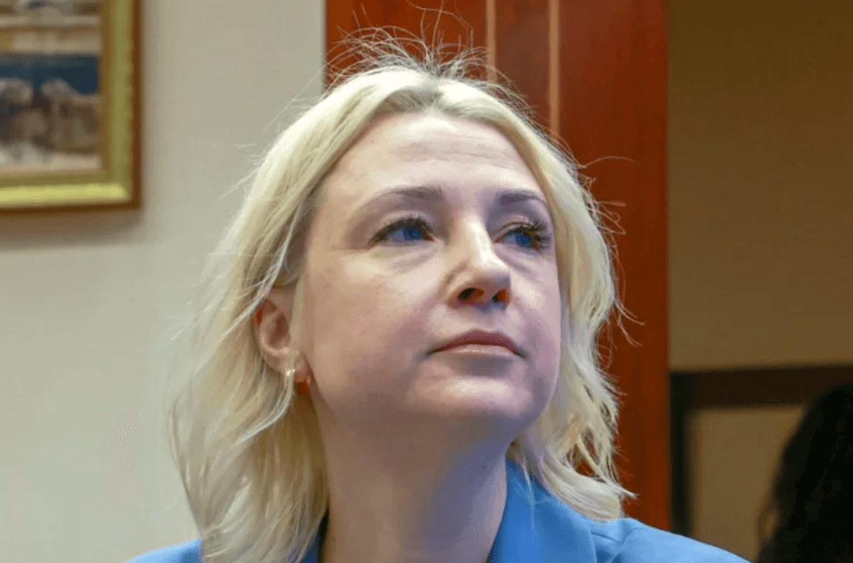 Russia bars pro-peace candidate from presidential ballot