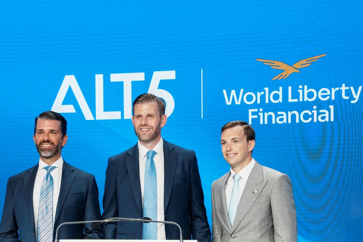 'Straight up scam': Analyst shocked as Trump family rakes in billions with new 'grift'
