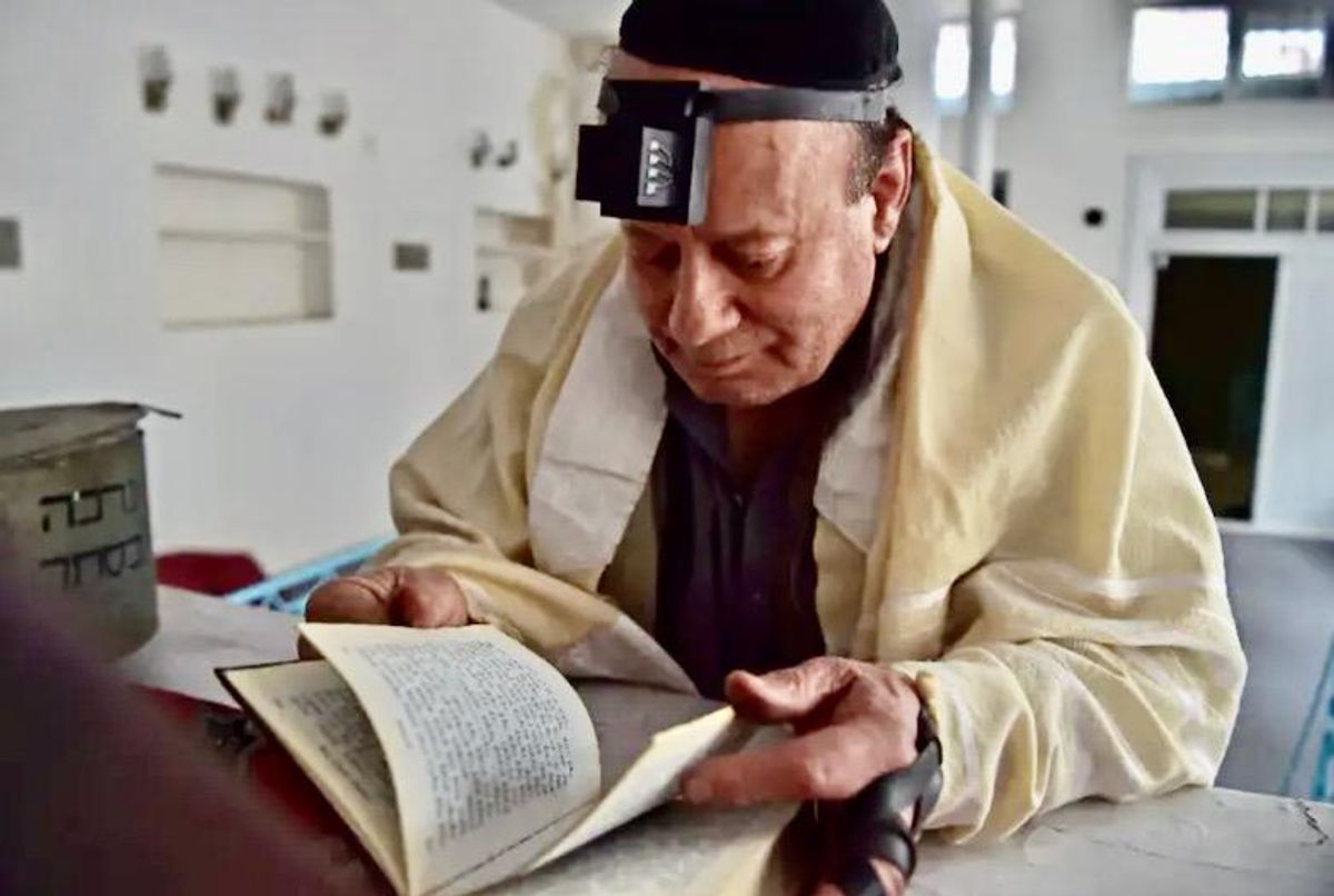 Afghanistan's last Jew leaves after Taliban takeover